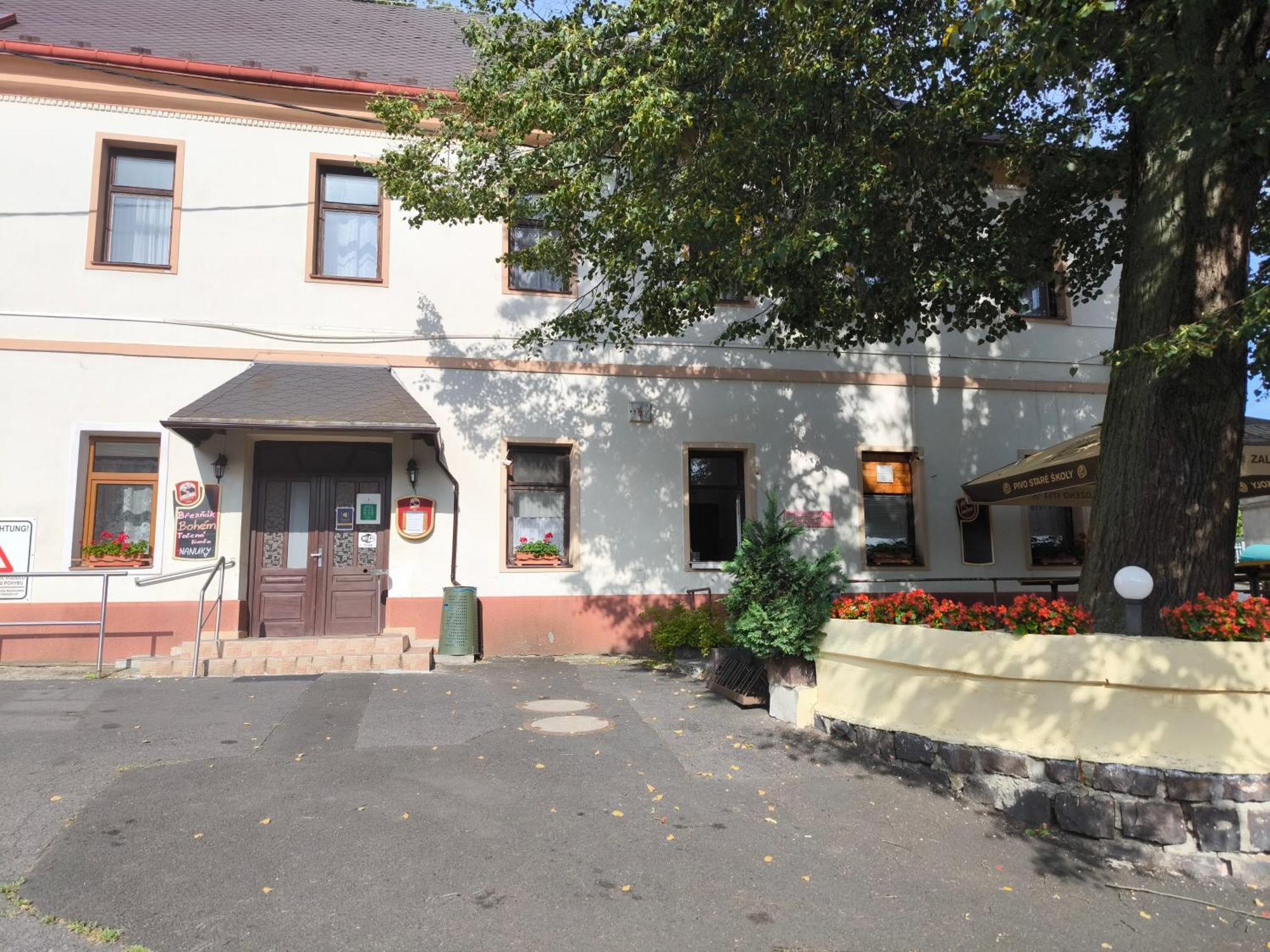 Penzion U Zeleneho Stromu Telnice Exterior photo